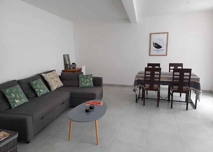 La Maison Bleue Des Mathes لو ماثيز